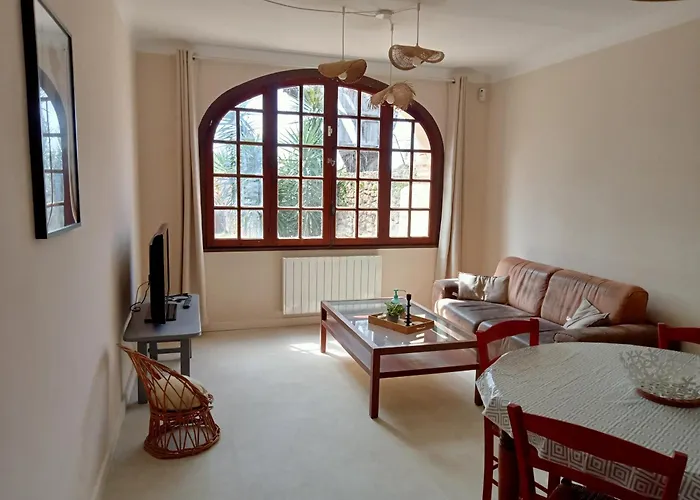 بيت للعطل A Cedre De Mon Enfance فير بونت دي غارد